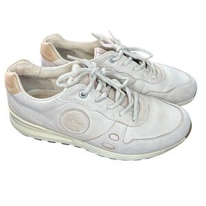 Ecco Womens ECCO CS14 Retro
Casual Sneaker Oxford Size 37 EUR cream marfil color